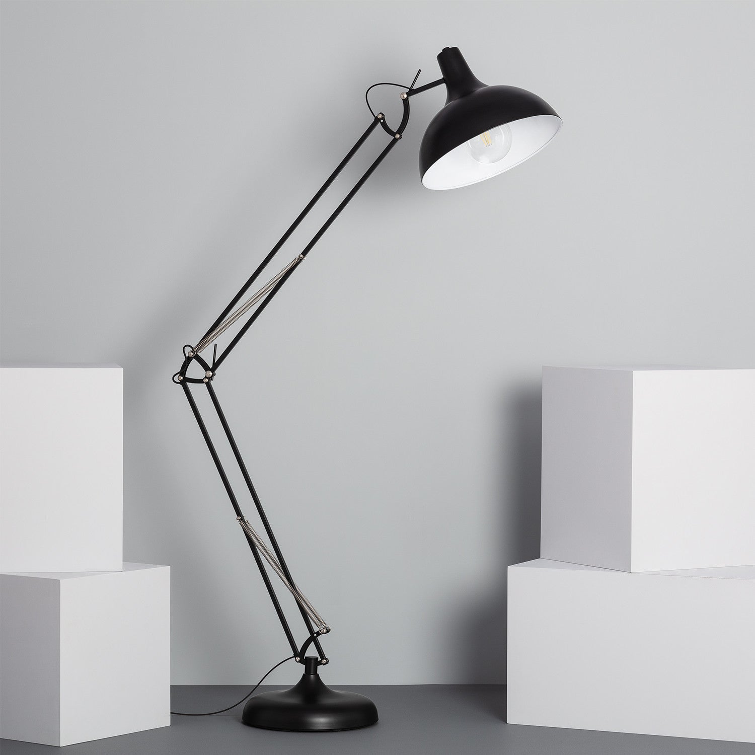 desk lamp